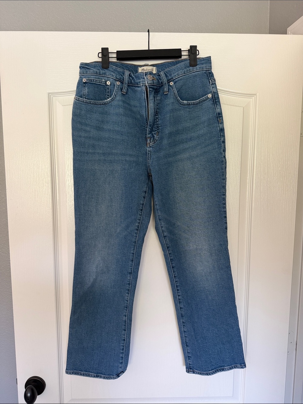 Madewell Straight-Leg Women's Jeans in Light Blue Wash